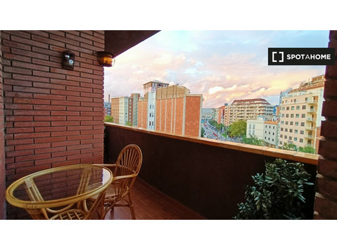 Appartement 4 chambres à louer à Sants, Barcelone - Appartements