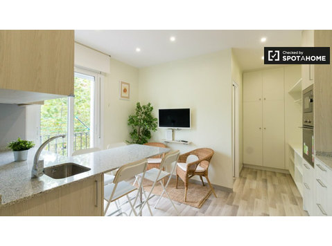 Chic 2-bedroom apartment for rent in La Barceloneta - Апартаменти