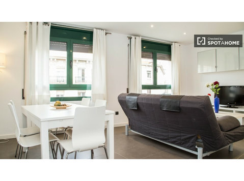 Comfortable 1-bedroom apartment in Eixample, Barcelona - Apartments