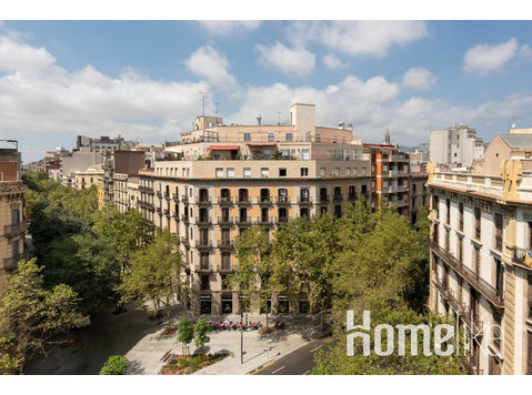 Elegant Attic in the heart of Barcelona - Appartamenti