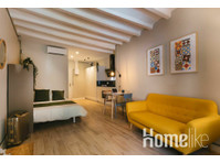 Elegant apartment in the Ciutat Vella district - Asunnot