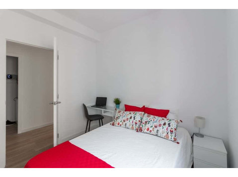 Habitación doble en suite en calle Bonavista - Pisos