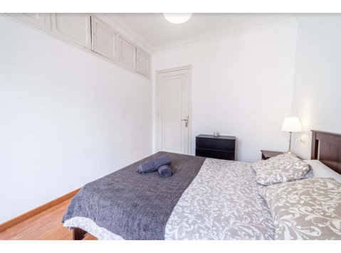 Habitación individual en Bruc (BRH01) - Mieszkanie