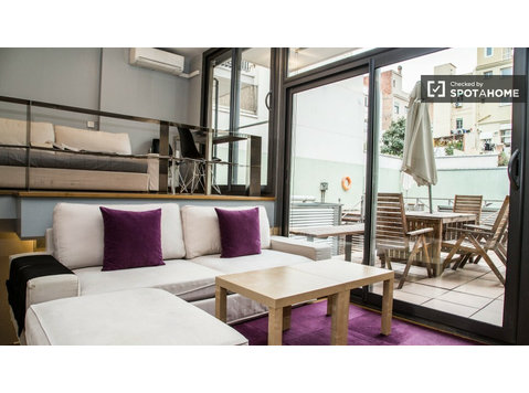 Lofted Luxury Studio Apartment for Let in Gracia - Barcelona - Mieszkanie