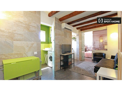 Moderne 1-Zimmer-Wohnung zur Miete in El Raval, Barcelona - Wohnungen