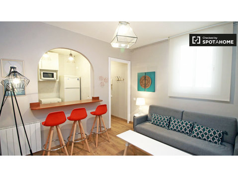 Eixample Dreta kiralık 2 yatak odalı modern daire - Apartman Daireleri