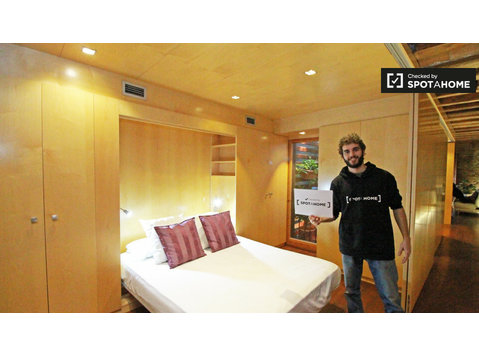 El Born, Barselona kiralık 2 yatak odalı modern daire - Apartman Daireleri