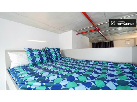 Moderno estudio en alquiler en Poblenou, Barcelona - Pisos