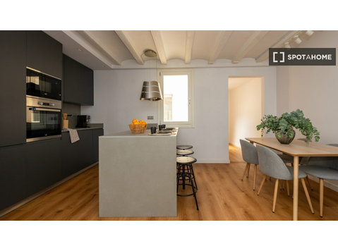 Barselona'nın Kalbinde Modern Döşenmiş Daire - Apartman Daireleri