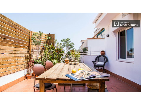 Zimmer zu vermieten Wohnung in Horta Guinardó, Barcelona - Wohnungen