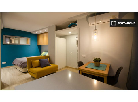 Monolocale in affitto a El Born, Barcellona - Appartamenti