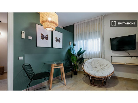 Studio apartment for rent in Sants, Barcelona - Apartmány