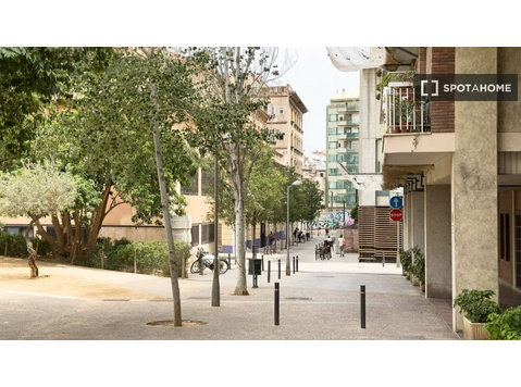 Kawalerka do wynajęcia w Sarrià-Sant Gervasi, Barcelona - Mieszkanie