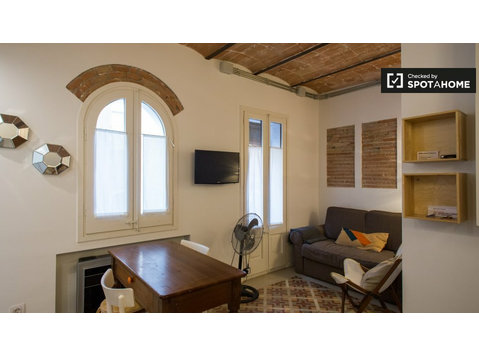 Stylish 1-bedroom apartment for rent in La Barceloneta - 	
Lägenheter