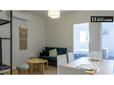 Stylish 2-bedroom apartment for rent in L'Hospitalet - Apartments