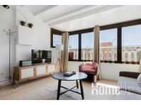 Sweet Galvany 1BR Furnished Penthouse - Apartmani