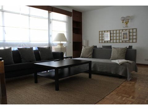 C/Rafael Herrera, 3 6ºD, Habitación 1 - 	
Lägenheter