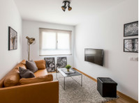 Flatio - all utilities included - La Nuit: with free… - For Rent
