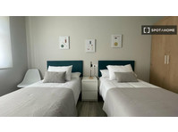 Room for rent in 4-bedroom apartment in San Paulo, Vigo - Disewakan