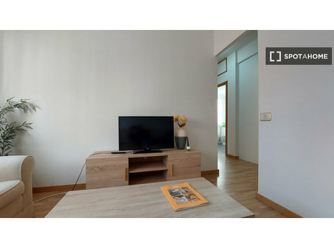 2-Zimmer-Wohnung zur Miete in O Santo Cura De Ars, Vigo - Wohnungen