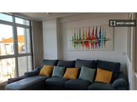 3-bedroom apartment for rent in Casco Vello, Vigo - Apartamentos