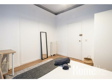 Private Room in Centro, Madrid - Camere de inchiriat