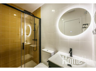 Private room with private bathroom in coliving - Комнаты