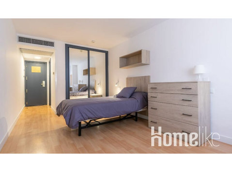 Habitación individual en residencia universitaria en Madrid - Pisos compartidos
