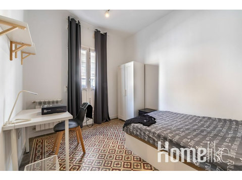 Standard room in coliving building - Flatshare