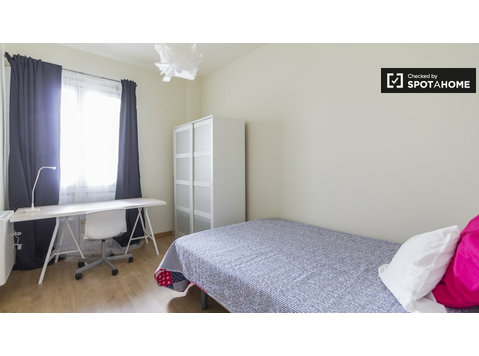 Acogedora habitación en alquiler, apartamento de 11… - Alquiler
