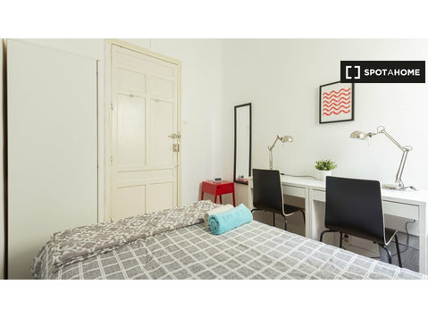 Furnished room in 7-bedroom apartment in Salamanca, Madrid - الإيجار