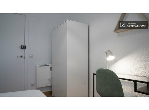 Zimmer zu vermieten in 3-Zimmer-Wohnung in Leganés, Madrid - Zu Vermieten
