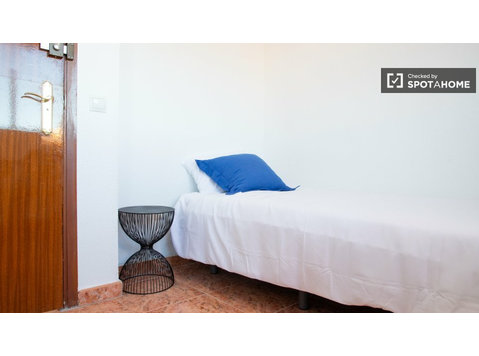 Usera, Madrid'de 3 odalı kiralık daire - Kiralık