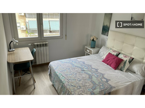 Quarto para alugar em apartamento de 4 quartos no Príncipe… - Aluguel