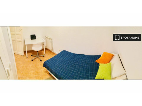 Madrid, Madrid'de 5 yatak odalı kiralık daire - Kiralık