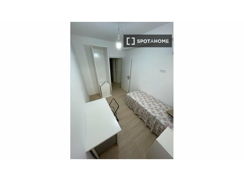 Madrid, Chamberí'de 5 yatak odalı kiralık daire - Kiralık