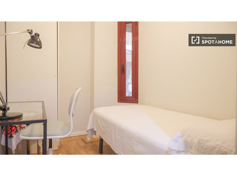 Zimmer zu vermieten in Legazpi, Madrid - Zu Vermieten
