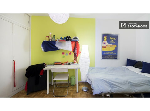 Rooms for Rent near Alonso Martinez - Madrid - เพื่อให้เช่า