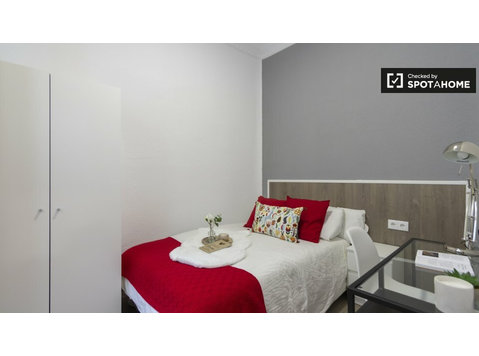 Centro 7-bedroom apartment kiralık geniş oda - Kiralık
