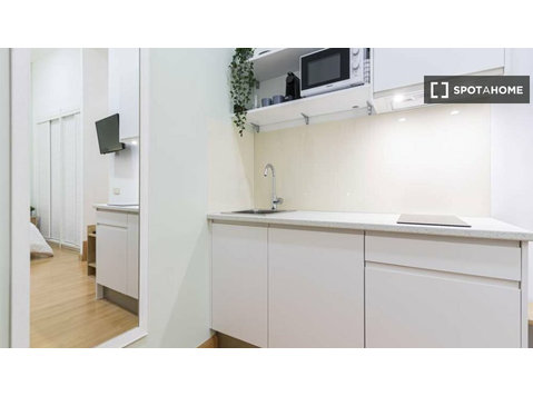 Studio for rent in Madrid - For Rent