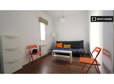 Kiralık 1 yatak odalı daire Paseo de Las Delicias, Madrid - Apartman Daireleri