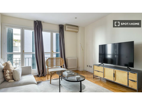 Apartamento de 1 quarto para alugar em Arapiles, Madrid - Apartamentos