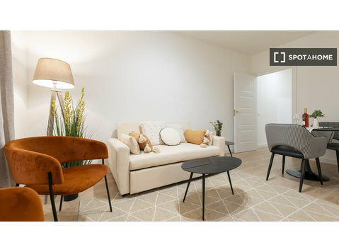 Centro, Madrid'de kiralık 1 yatak odalı daire - Apartman Daireleri