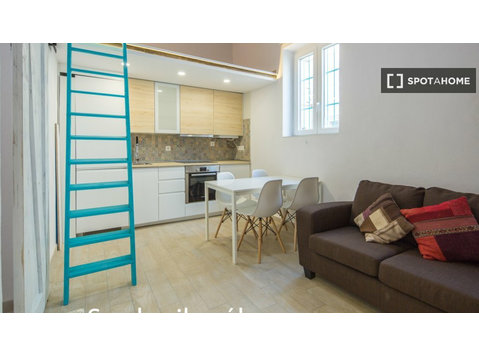 1-bedroom apartment for rent in Comillas, Madrid - Korterid