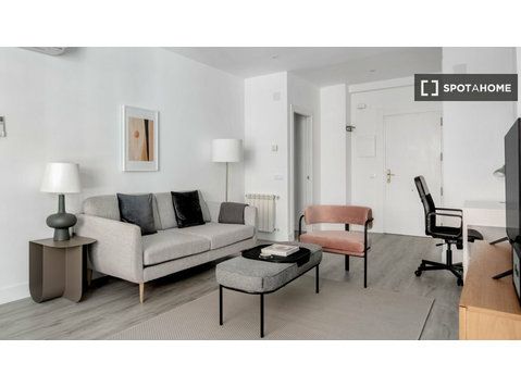Madrid, La Guindalera'da kiralık 1 yatak odalı daire - Apartman Daireleri