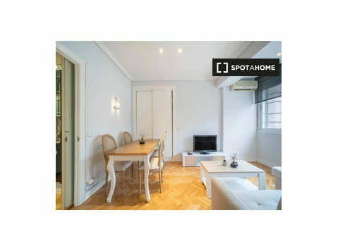 1-bedroom apartment for rent in Madrid - Lakások