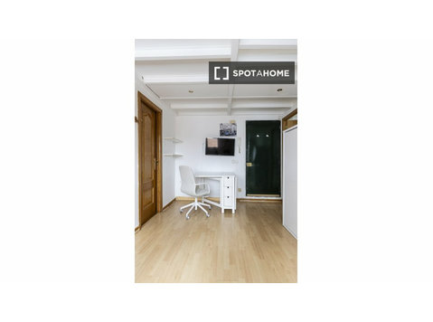 Apartamento de 1 dormitorio en alquiler en Madrid - Pisos