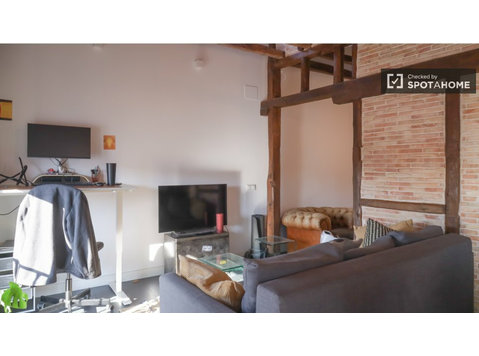 Malasaña'nın, Madrid kiralık 1 odalı daire - Apartman Daireleri