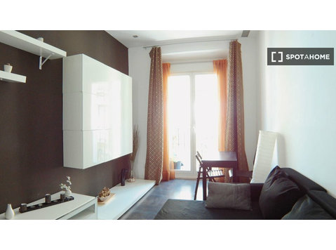 Malasaña'nın, Madrid kiralık 1 odalı daire - Apartman Daireleri