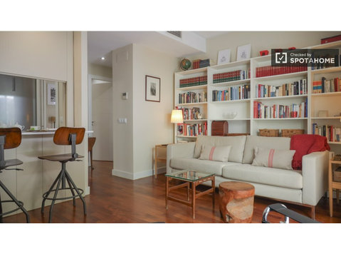 1-bedroom apartment for rent in Pacífico, Madrid - Appartementen